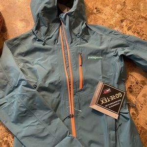Women’s Patagonia Windbreaker Jacket
